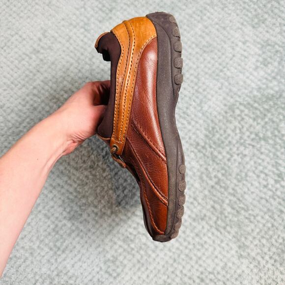 Vintage AK Anne Klein Warm Brown Leather Lined Low Duck Boots Preppy - Picture 3 of 6